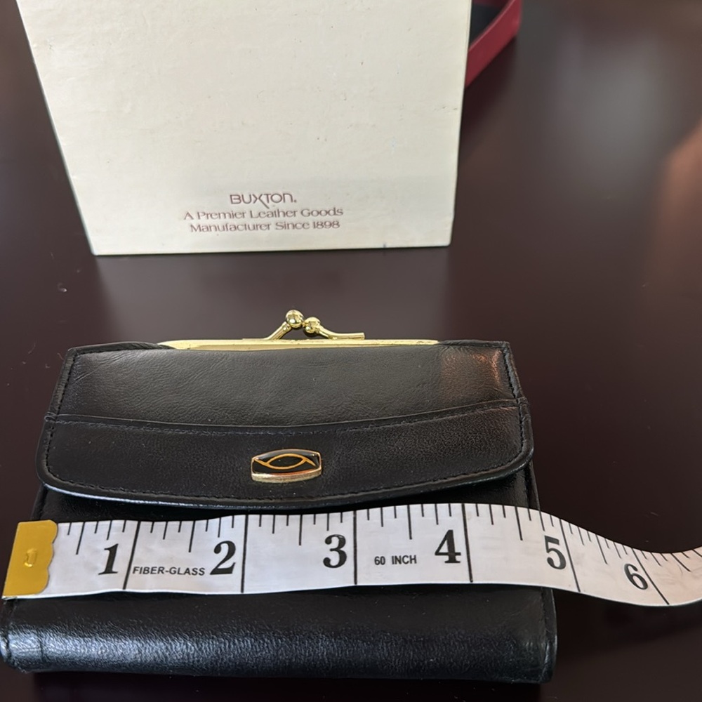 Button wallet - Picture 3 of 5